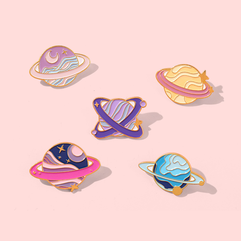 Collection Enamel Pins Romanti - Women Bags Collection ulasan dan harga