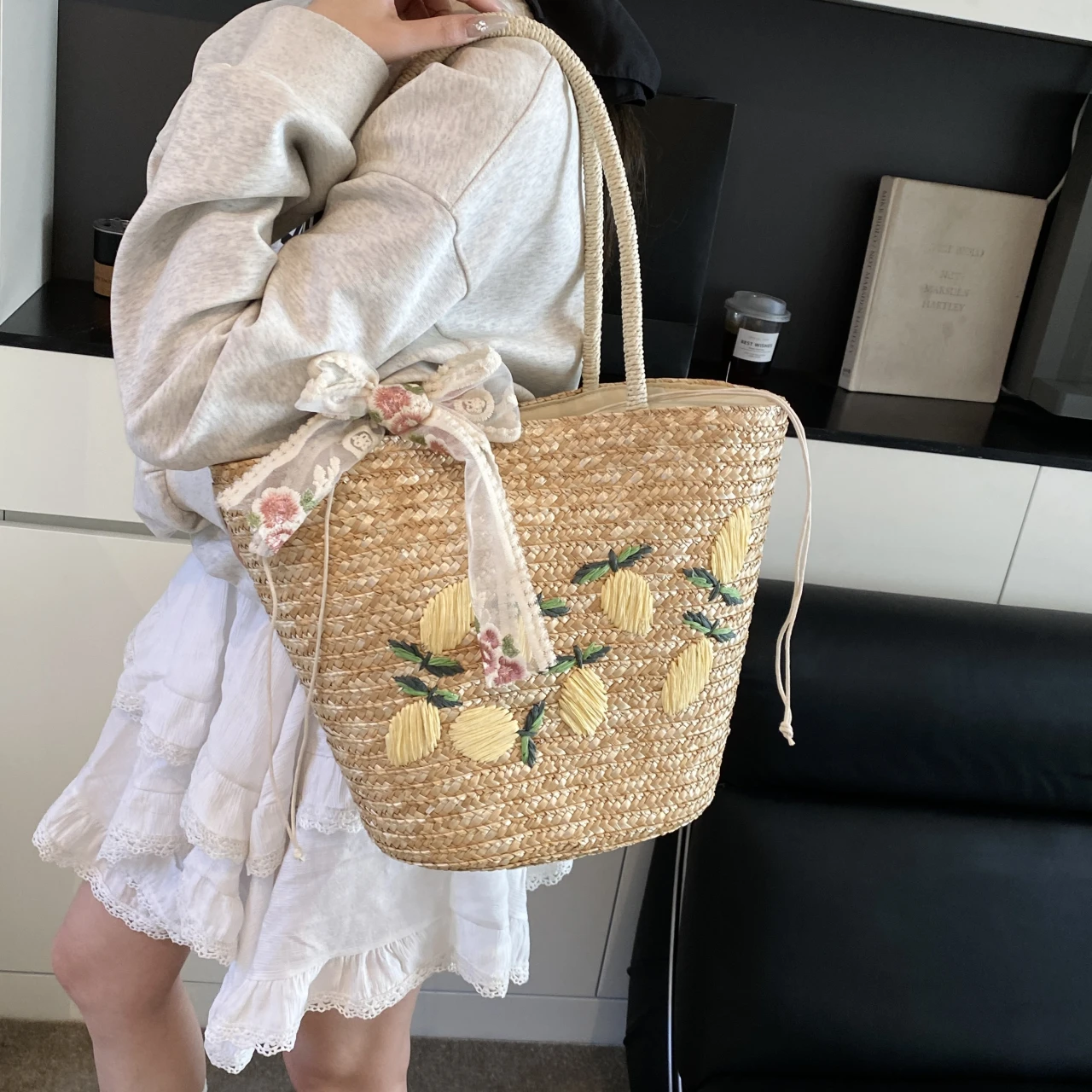 Large Capacity Beach Shoulder  - Women Bags Handmade ulasan dan harga
