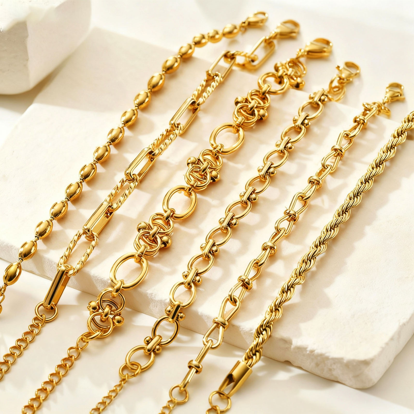 Gold Plated Chunky Chain Brace - Women Bags Price ulasan dan harga