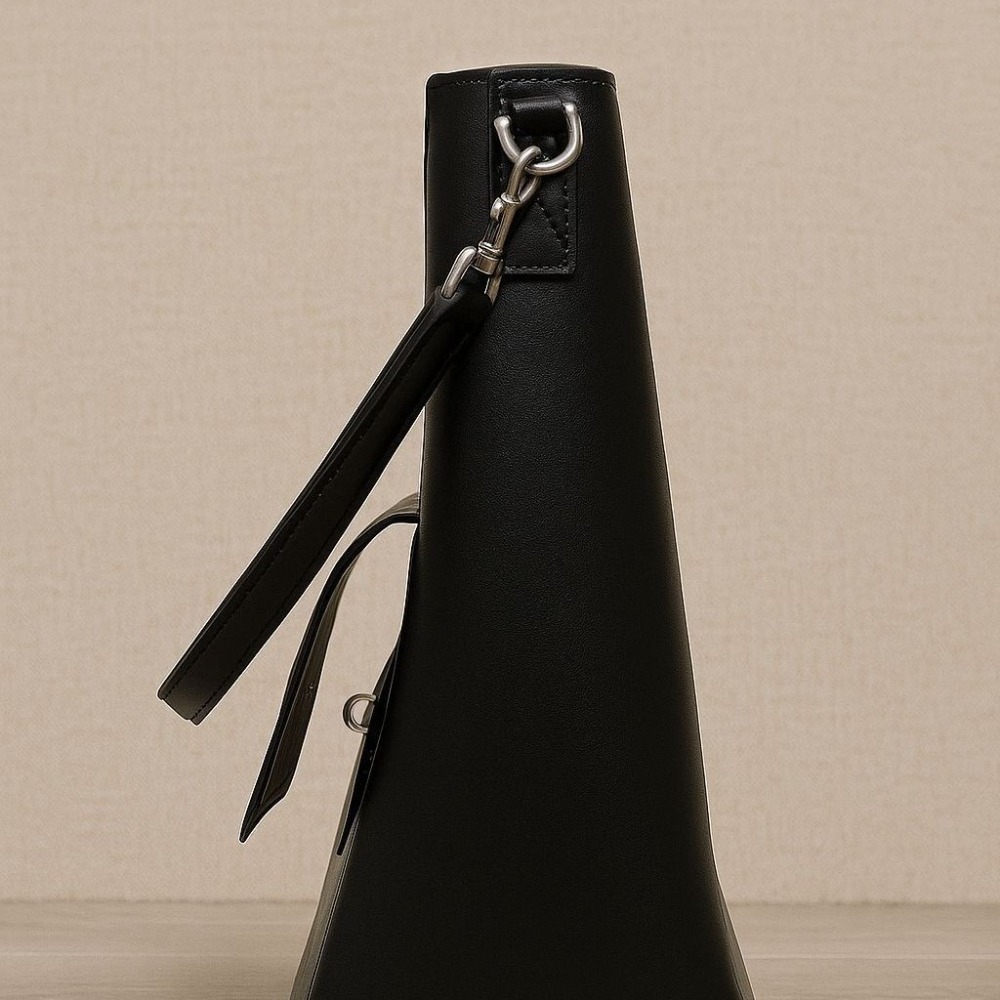 High-quality Locomotive Wind T - Women Bags Trend 2025 ulasan dan harga