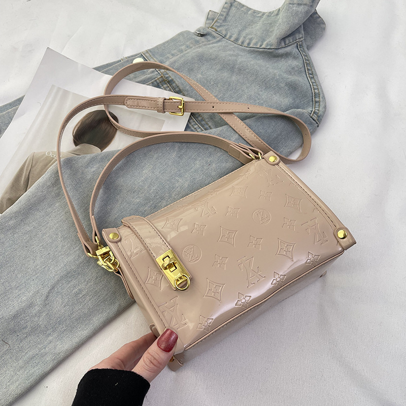 Classic Design Collection 2026 - Women Bags Collection ulasan dan harga